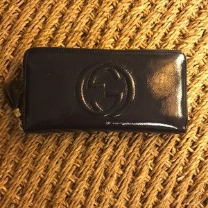 Gucci Zippy Wallet Dark Blue Patent Leather